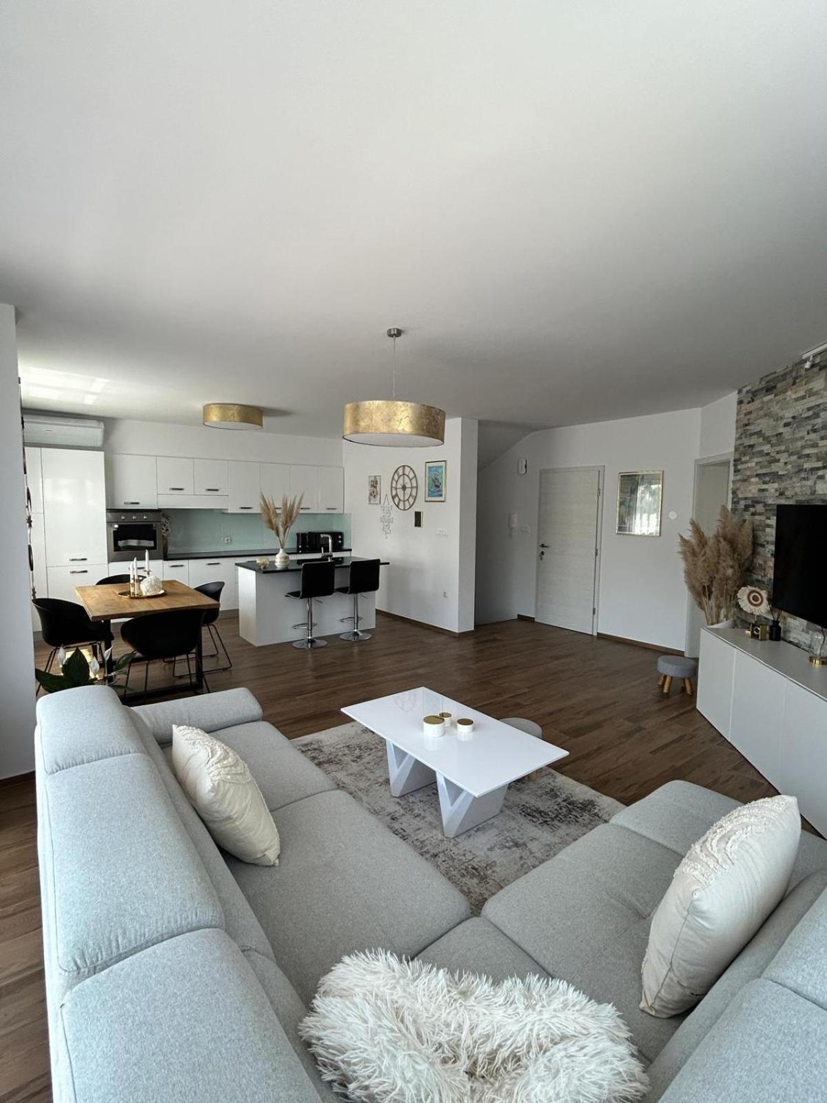 Apartman Rada Кралєвиця Екстер'єр фото